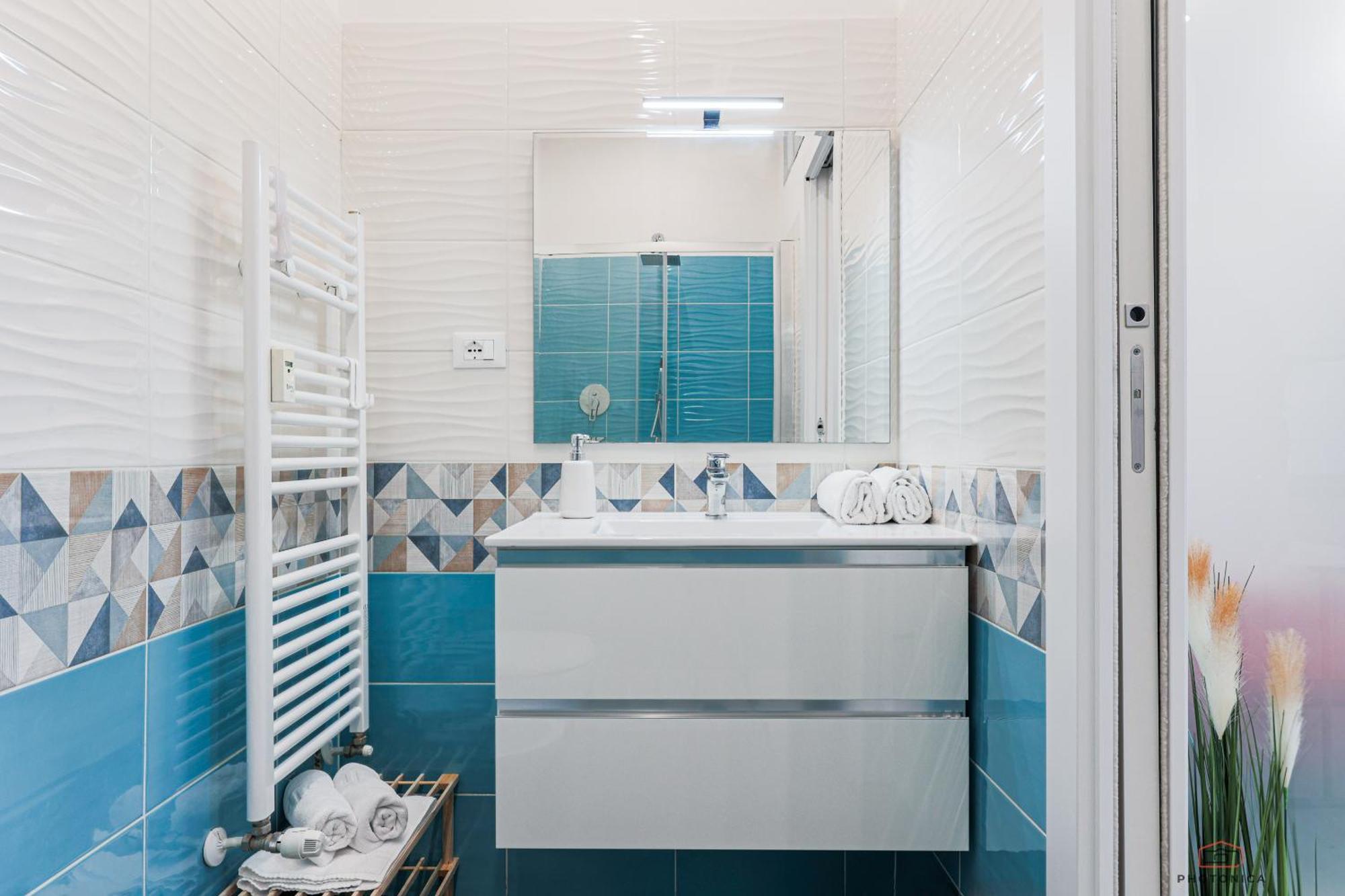 Front Station Apartment - Stazione Centrale Di Bologna Ngoại thất bức ảnh
