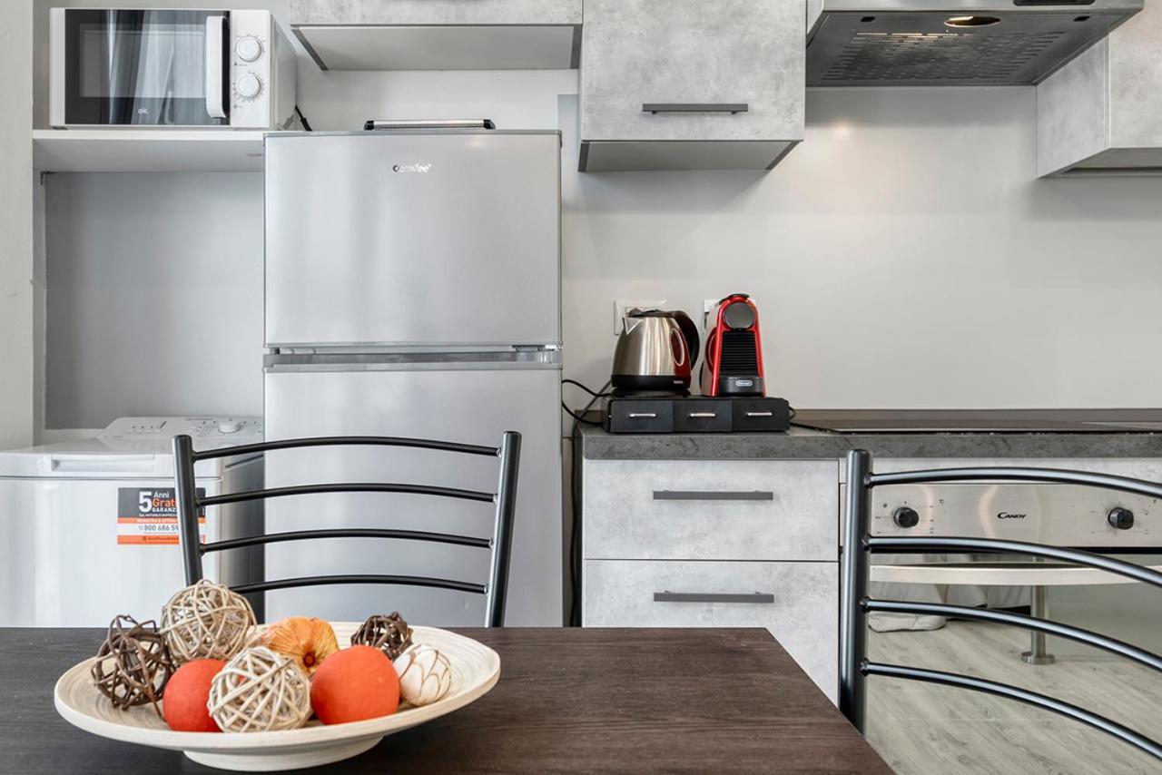 Front Station Apartment - Stazione Centrale Di Bologna Ngoại thất bức ảnh