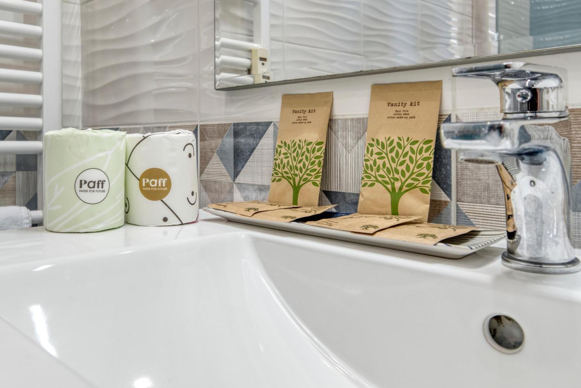 Front Station Apartment - Stazione Centrale Di Bologna Ngoại thất bức ảnh